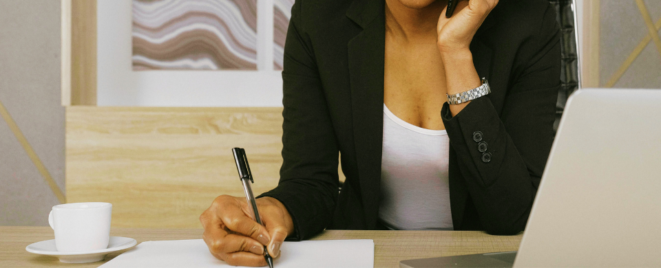 Como a narrativa da marca influencia a percepção de valor